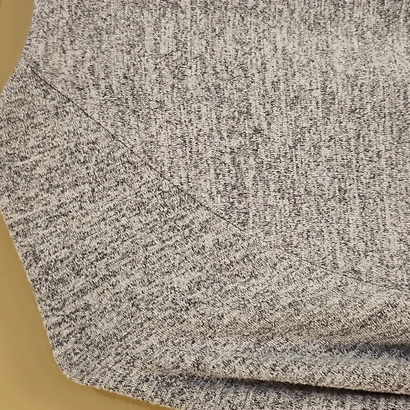 Wilfred Free Gray Ribbed Long Sleeve - Picture 5 of 8